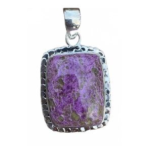 Stichtite Pendant, ice piece